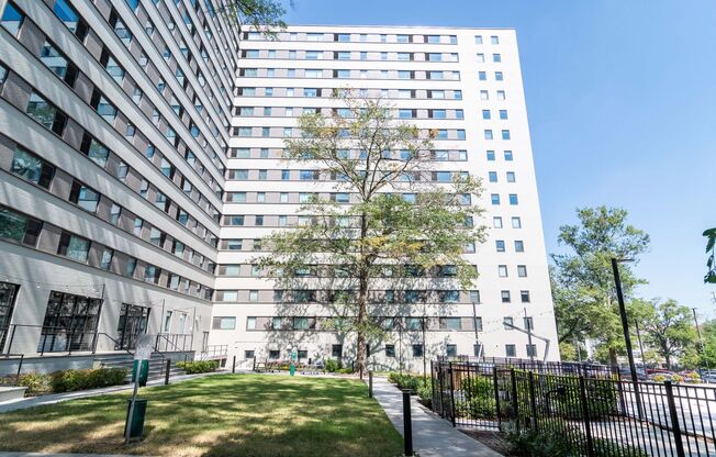 1 bed, 1 bath, 500 sqft, $1,195, Unit 1-0647