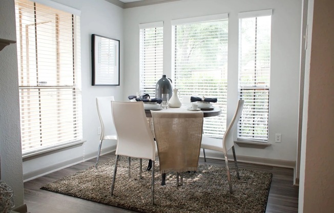 Dining | Trailpoint Apartments at The Woodlands