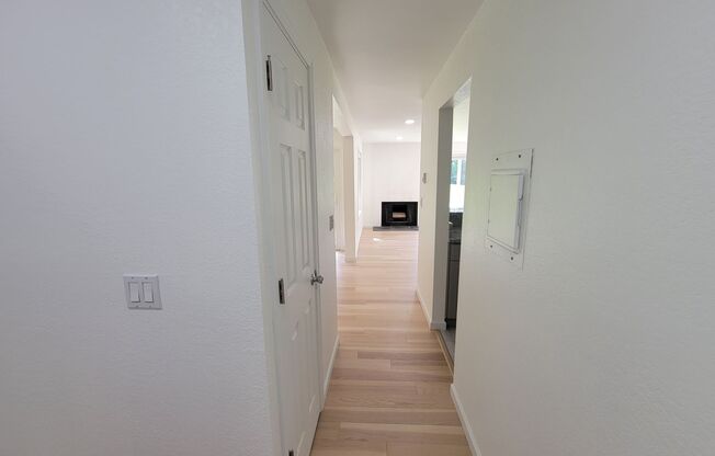 Remodeled Condo Near Microsoft
