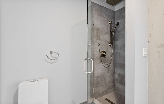 1 bed, 1 bath, 338 sqft, $1,725, Unit 208