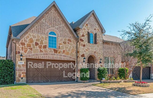 2826 EXETER DR