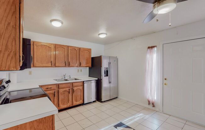 3 beds, 2 baths, $1,850