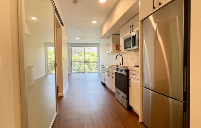 1 bed, 1 bath, 583 sqft, $1,995, Unit 301 - MFTE
