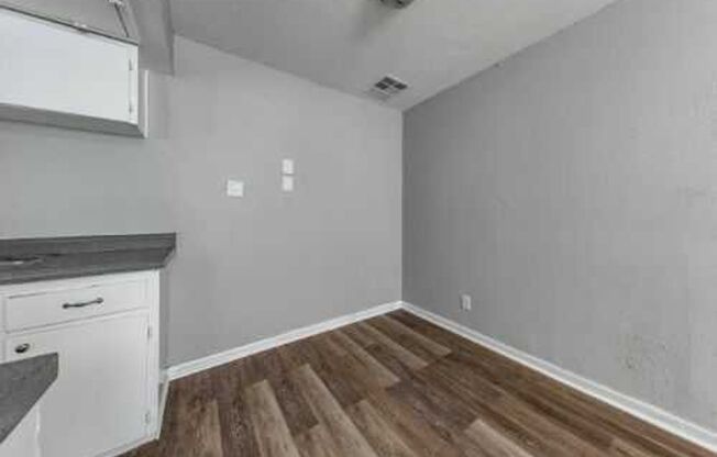 1 bed, 1 bath, 800 sqft, $725, Unit 181-K