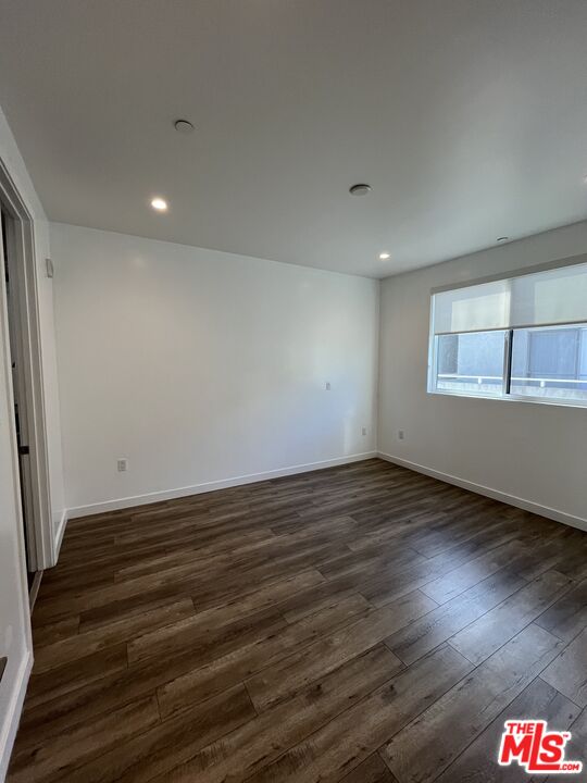 14822 W MAGNOLIA BLVD