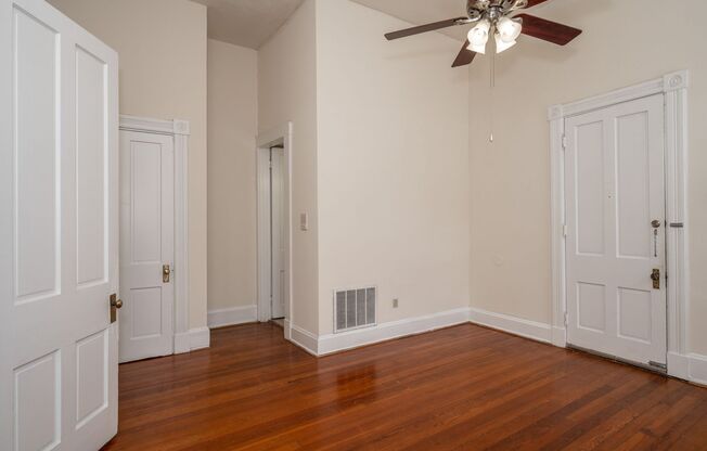 1 bed, 1 bath, $1,275, Unit 215 2A