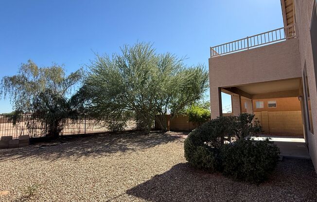 Spacious Home 4 bed, 3 bath home in Prestigious Gated Golf & Lake Community!