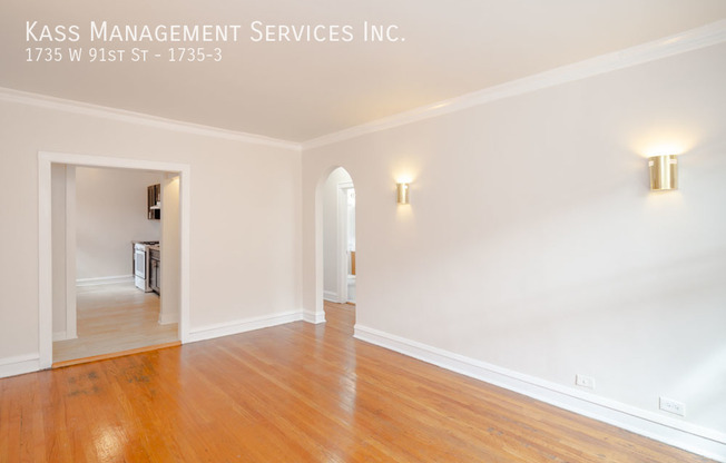 1735 W 91 ST