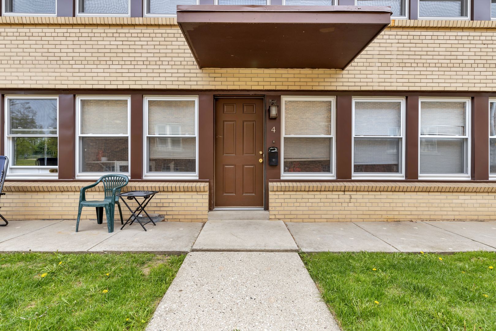 3069-71 S Howell