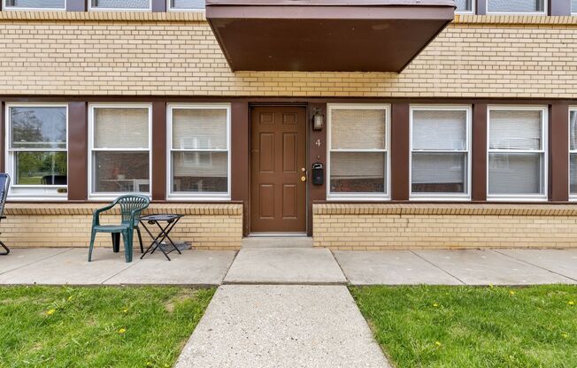 3069-71 S Howell