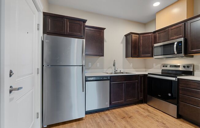 Studio, 1 bath, 466 sqft, $1,525, Unit D-202