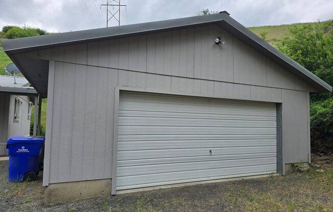 1478-1496-1516-1534-1556 42ND ST N