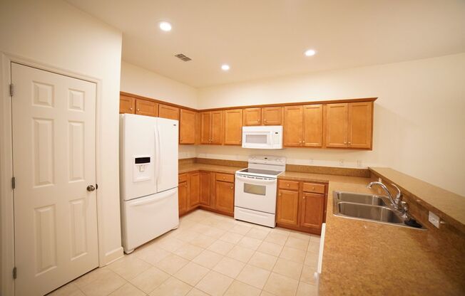 3 beds, 2 baths, $1,795