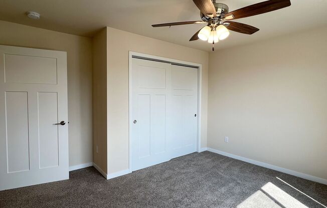2 beds, 1 bath, 938 sqft, $1,345, Unit ST 1419-12