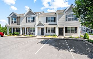 Beautiful 2/2.5 Townhome Min from MTSU