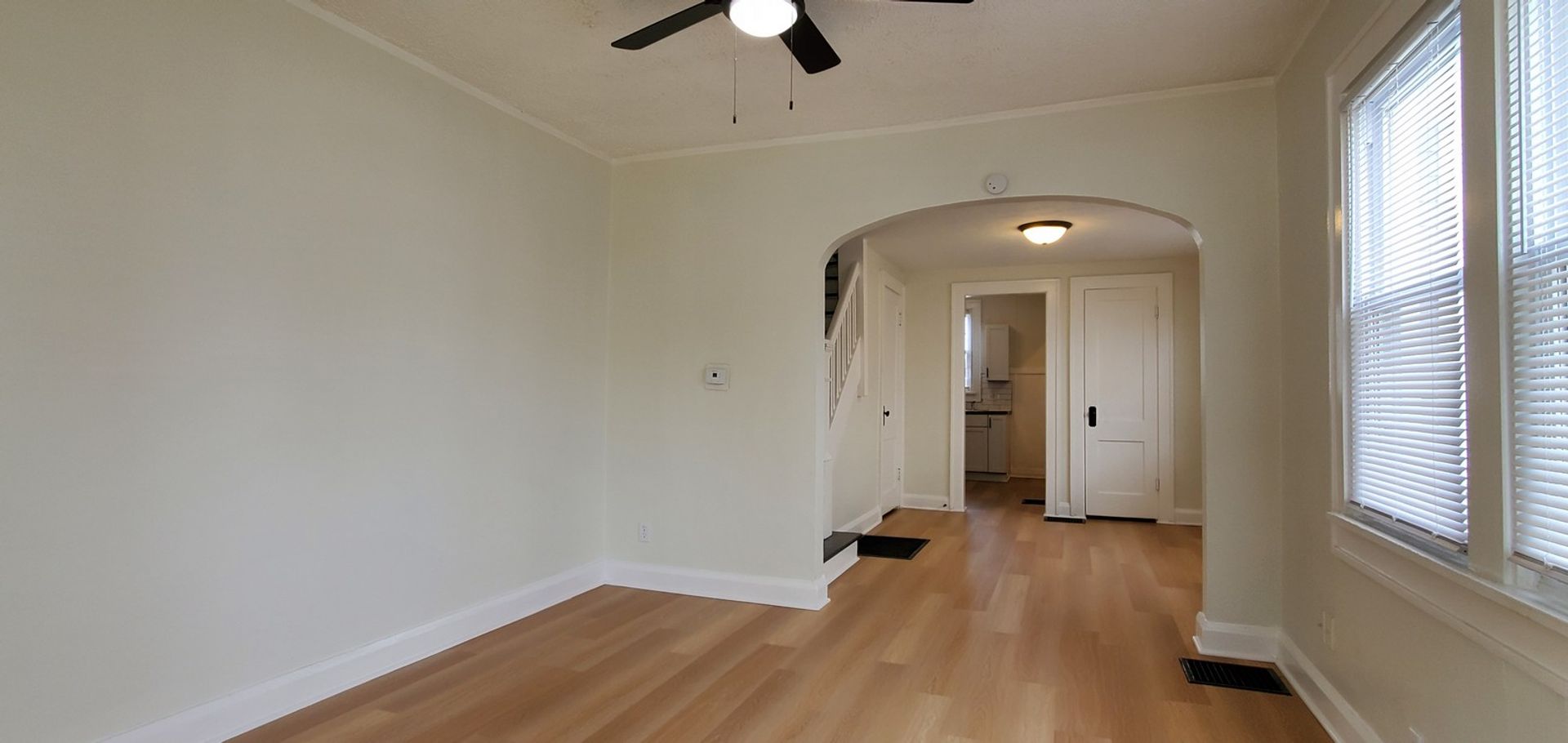 Updated 2 bedroom Townhouse - Garfield Park-South Neighborhood