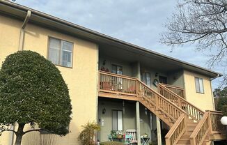 3621-B Saint Johns Court