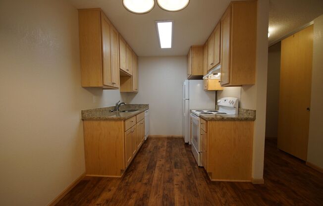 1 bed, 1 bath, 780 sqft, $1,474, Unit 111