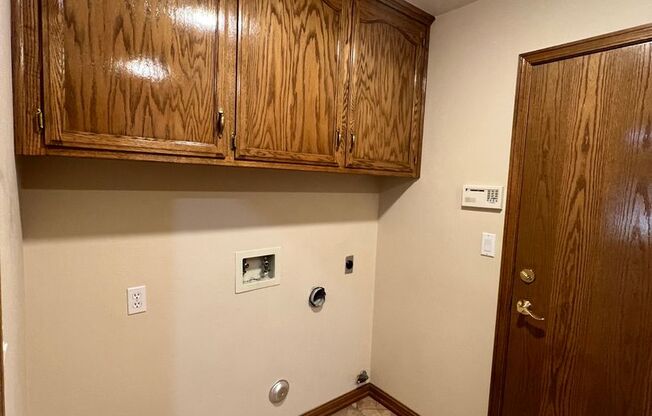 3 beds, 2 baths, $2,395