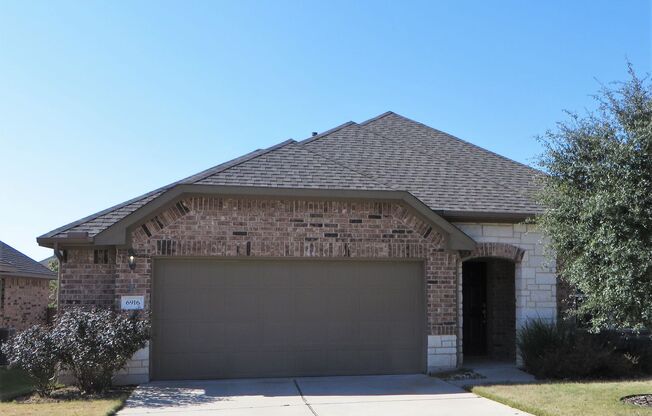 3 Bedroom 2 Bathroom Siena Round Rock Home