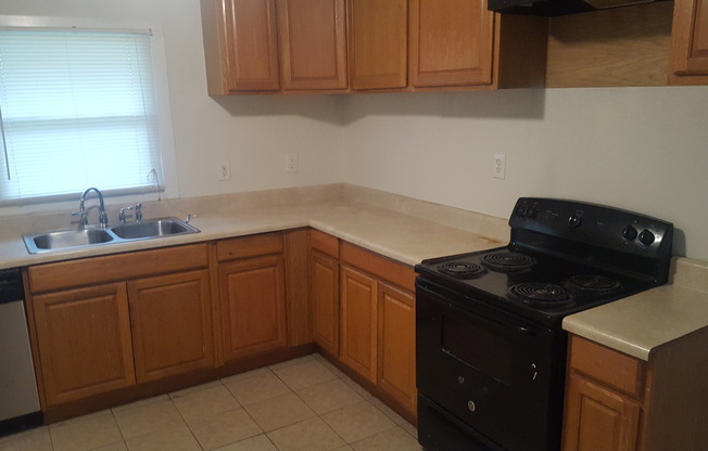 3 beds, 2 baths, $1,900