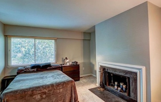 36 GENTRY CT