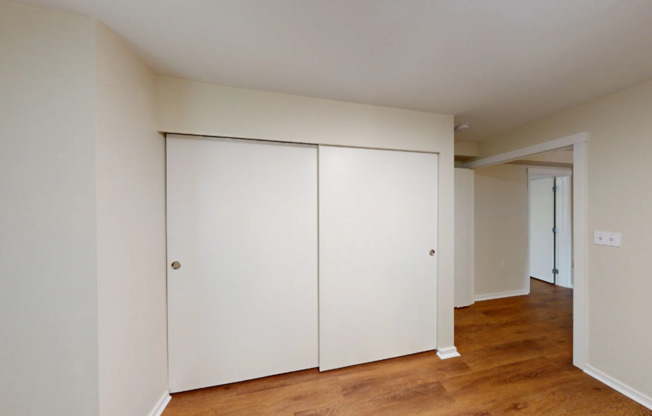 3 beds, 2 baths, 1,325 sqft, $3,950, Unit 1305-A