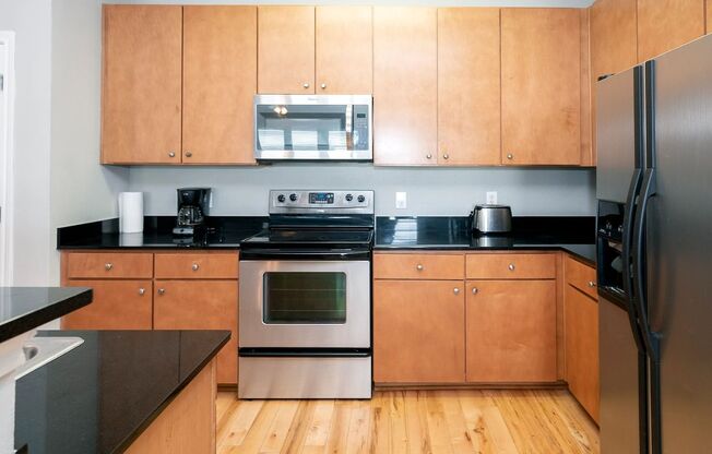 4 Bedroom Condo In the UT Campus Area