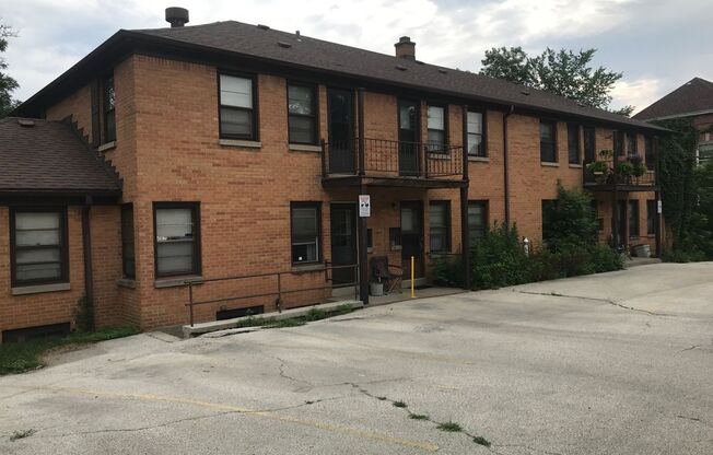 6225-29 Milwaukee Ave.