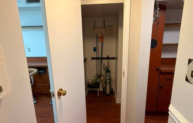 1 bed, 1.5 baths, 660 sqft, $6,500, Unit 227
