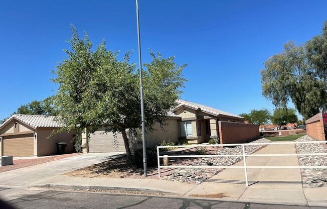 Charming 3-Bedroom, 2-Bath Home with Private Pool!