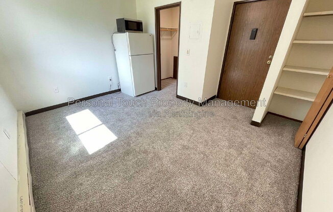 2 beds, 1 bath, 850 sqft, $825, Unit 36