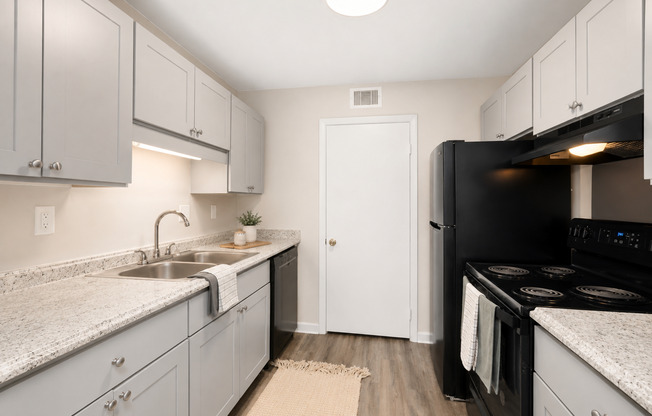 130 N RDG DR