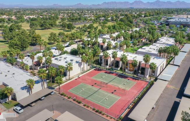 Aerial view at Townhomes on the Park Apartments in Phoenix AZ Nov 2020 (4)