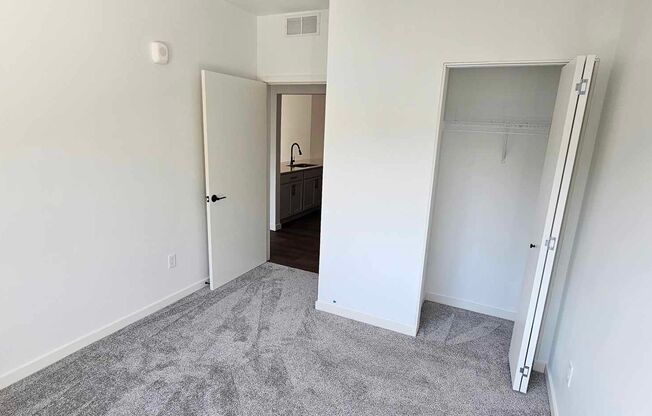 3 beds, 2 baths, 1,156 sqft, $1,850, Unit 104