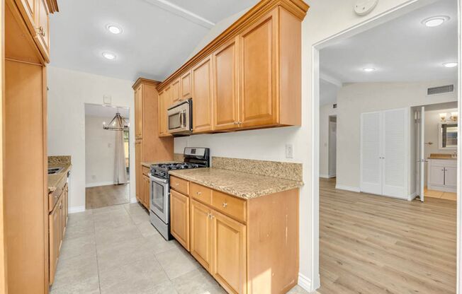 Beautiful home located in the heart of Winnetka