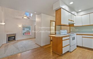 1 bed, 1.5 baths, $1,599, Unit 18757 SE Division Street