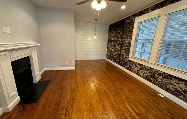 3 beds, 1 bath, $1,700