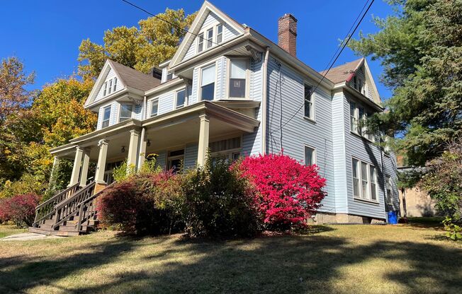 514-516 Orchard Ave - (26202)