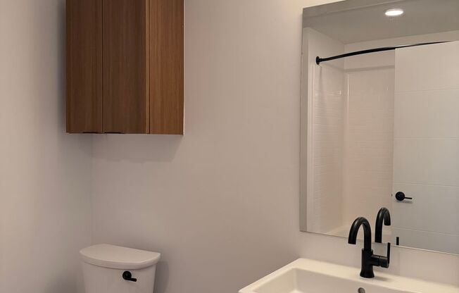Studio, 1 bath, 468 sqft, $2,860, Unit 712
