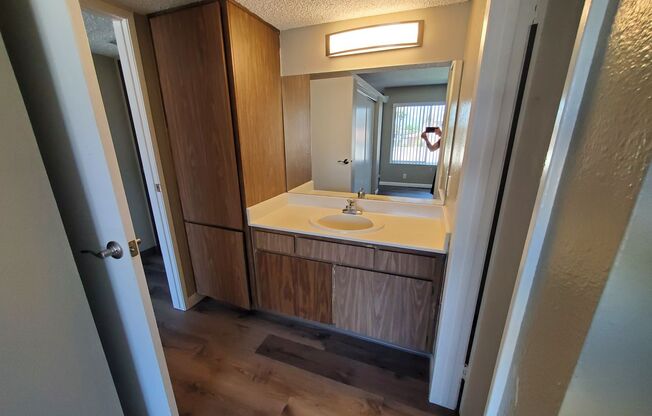 1 bed, 1 bath, 562 sqft, $2,050, Unit 146