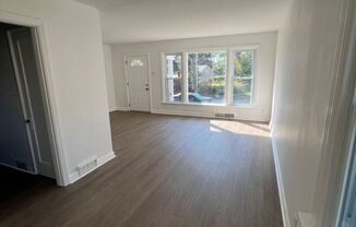 2 beds, 1 bath, $1,350