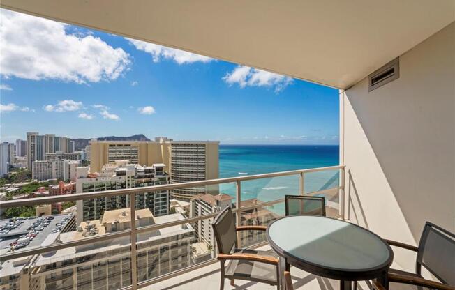 2 beds, 2 baths, 1,027 sqft, $6,900