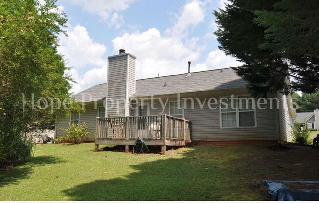 GRANTVILLE- 55 Canterbury Dr 3 Bedroom 2 Bath