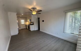 1 bed, 1 bath, 450 sqft, $2,295, Unit 4979.25