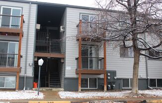 Great Condo in Golden