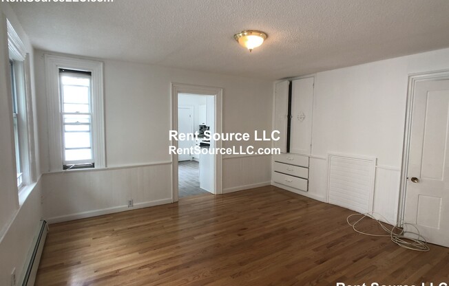 89 6 ST