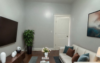 620 - OM-620 8th Street LLC