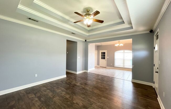 3 Bedroom House In Livingston Parish with HUGE yard!
