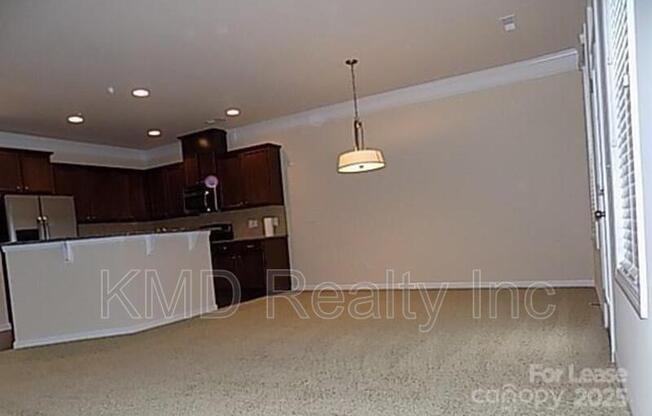 9590 CAMBERLEY AVE NW